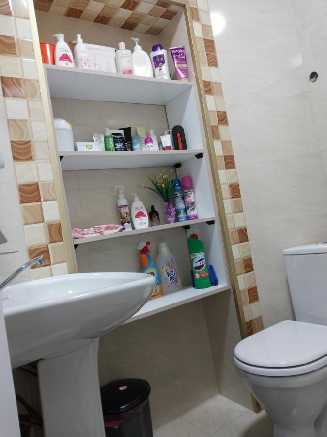 Apartment In バトゥーミ エクステリア 写真