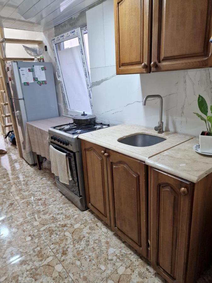Apartment In バトゥーミ エクステリア 写真