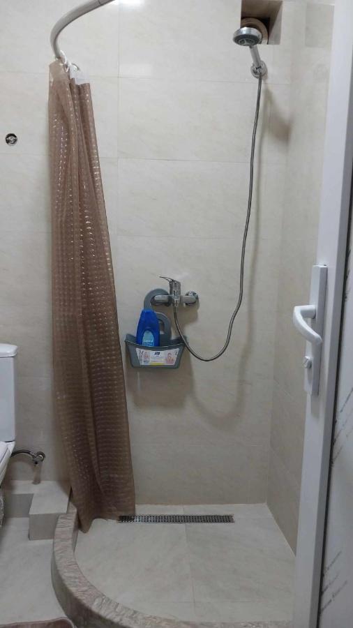 Apartment In バトゥーミ エクステリア 写真