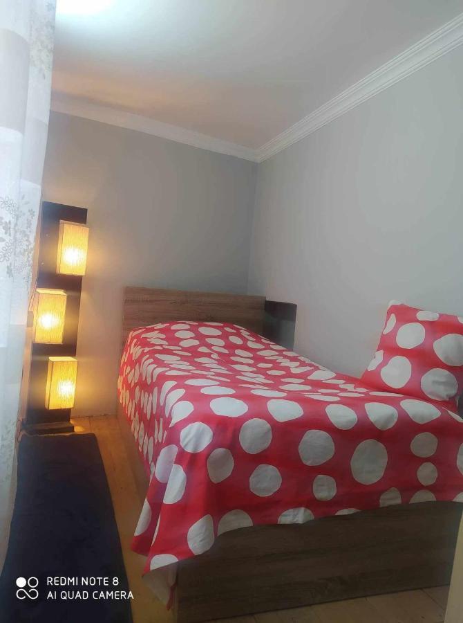 Apartment In バトゥーミ エクステリア 写真